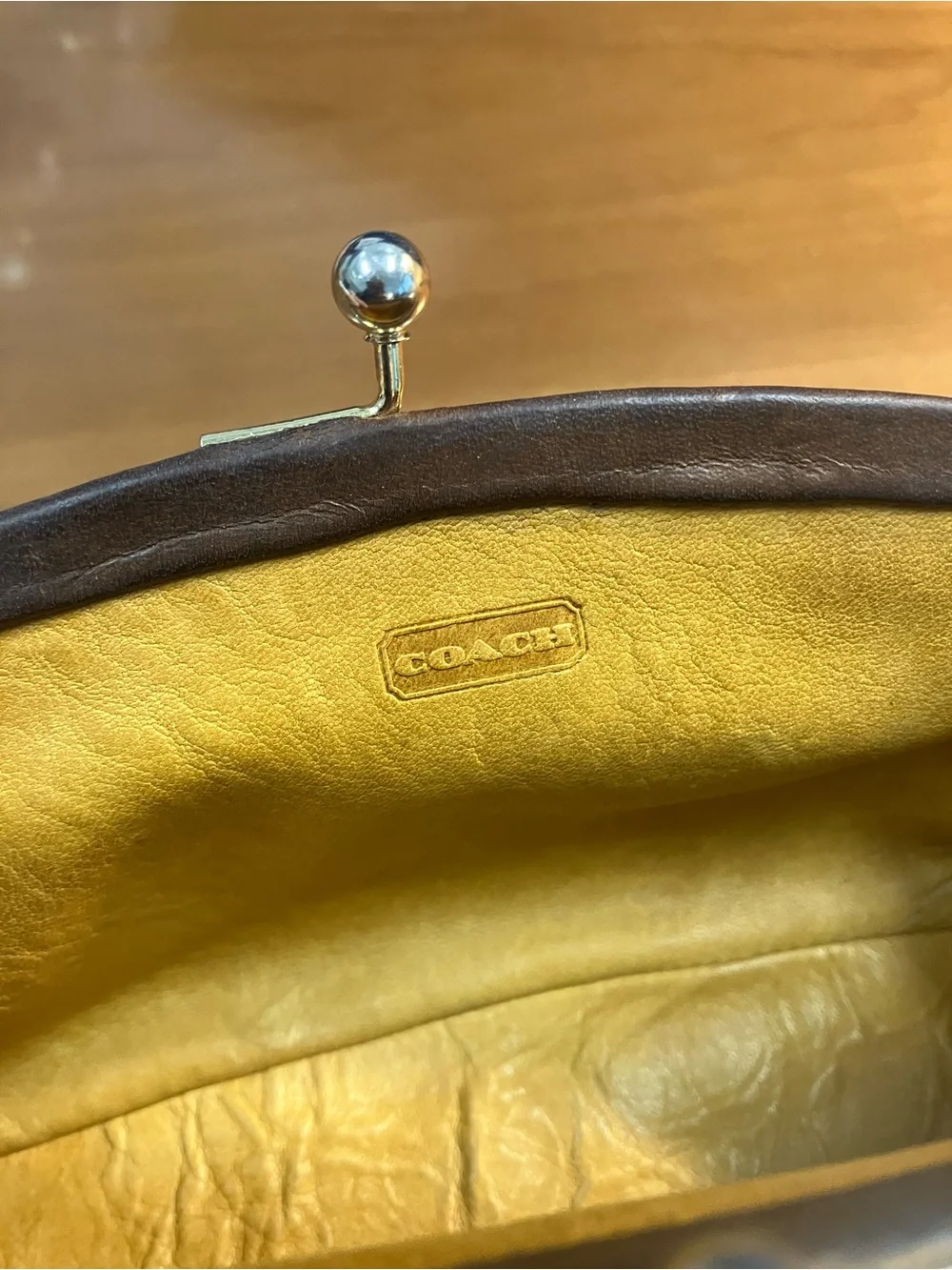 Vintage Coach Tan Leather Kiss-Lock Utility Purse 7160